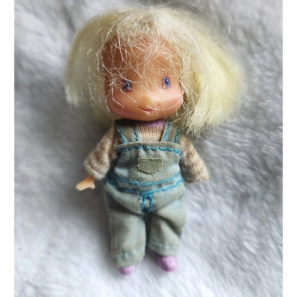 The Unbranded Brand Other - Vintage Strawberry Shortcake Cake Doll Mini 2.5" Blonde Hair Bib Overalls 1980s